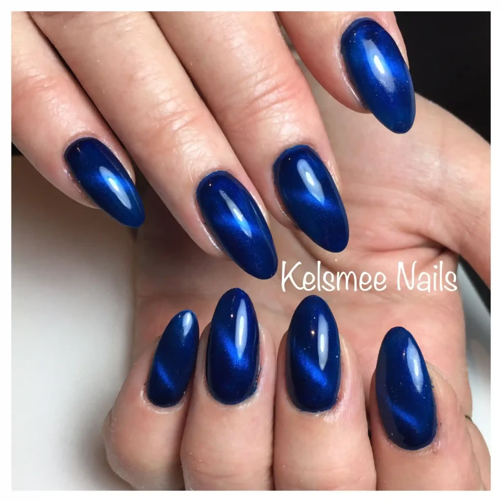 blue cat eye nails